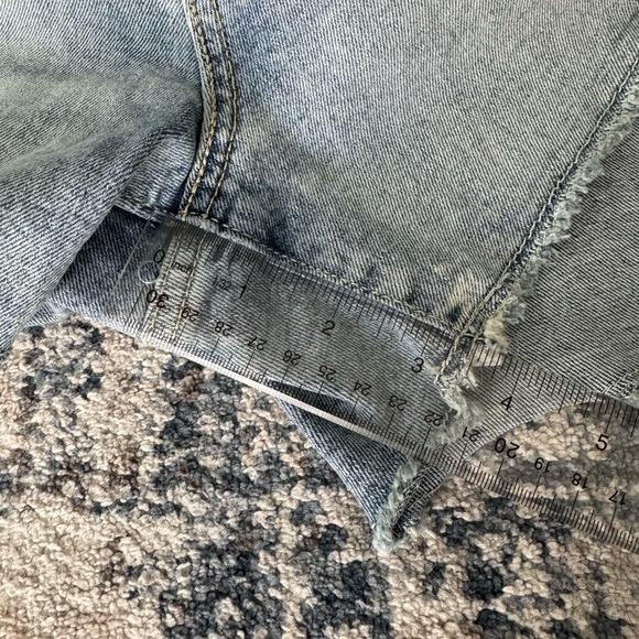 Levi’s Denizen high rise shorts - Picture 4 of 4